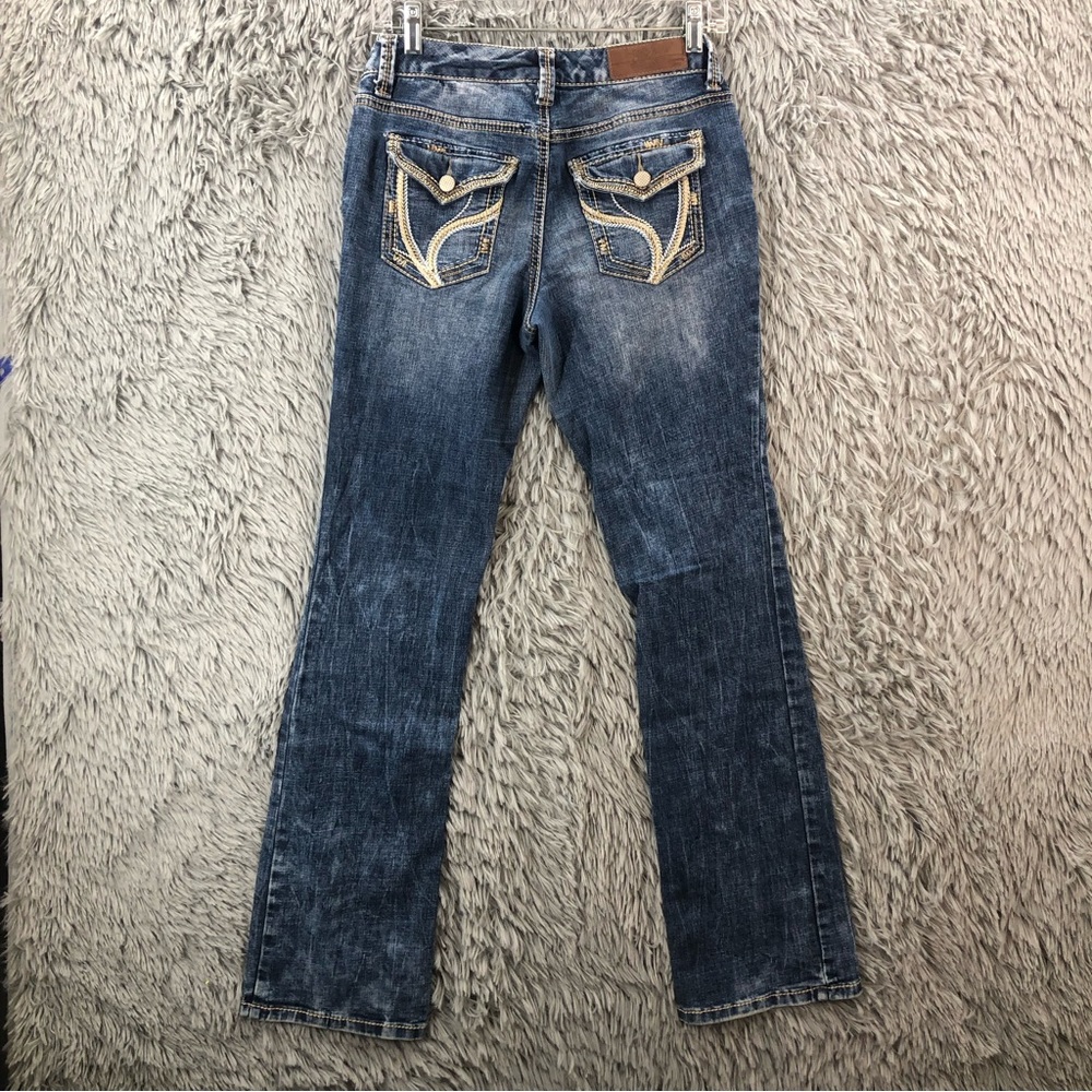 Ariya Jeans Womens Size 8 Embroidered Stone Wash Whiskered Straight Leg